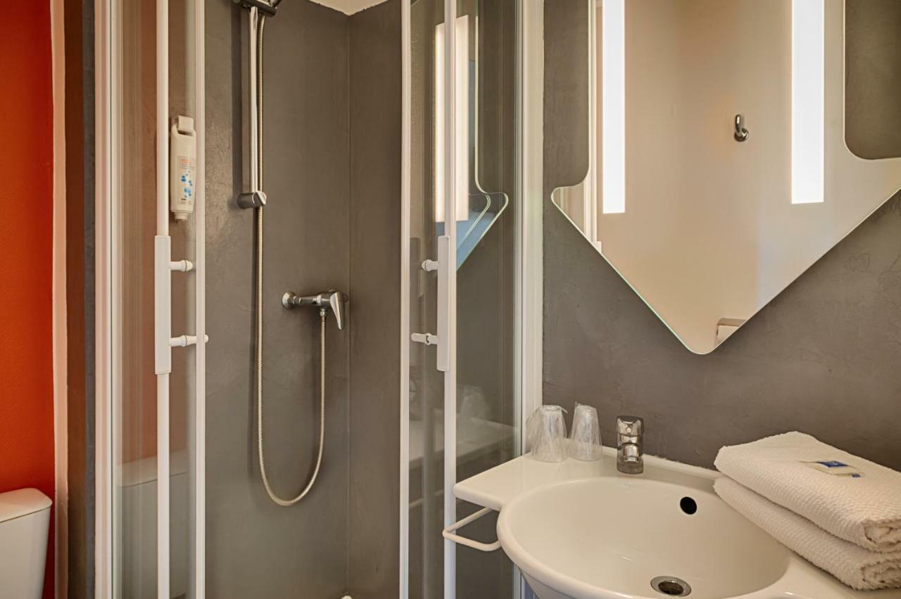 Ibis Budget Redon Luaran gambar